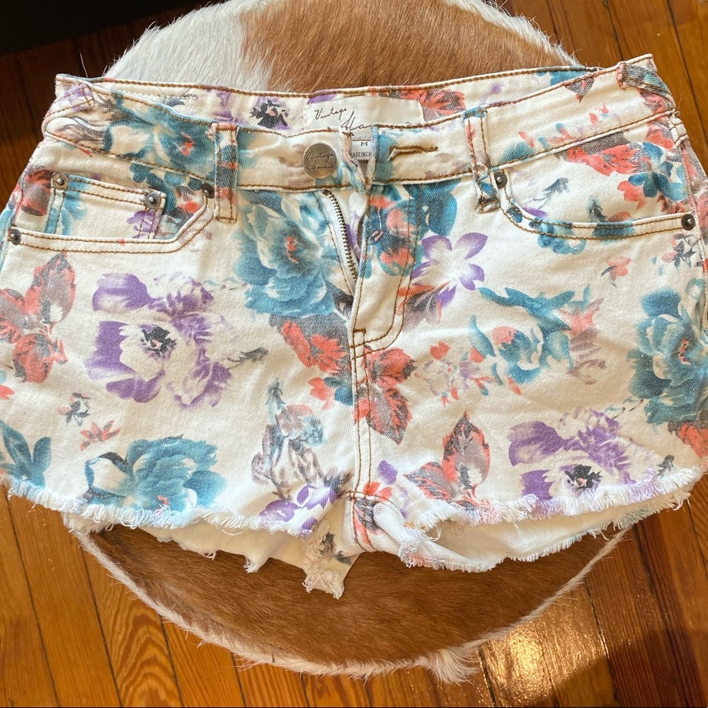 Vintage Havana Jean Flower fringe Shorts
